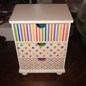 Reversible jewelry box